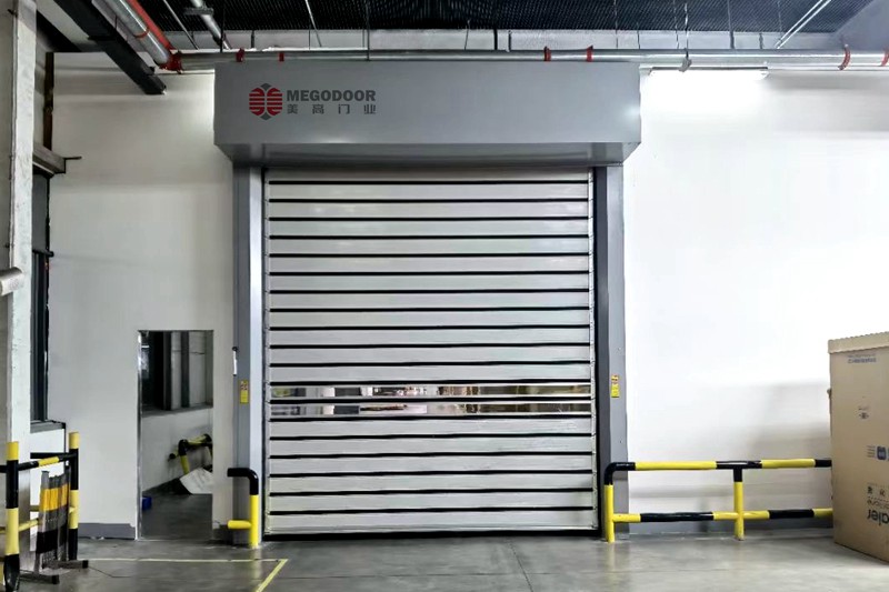 硬質快速卷簾門——現代工業的高效之選插圖