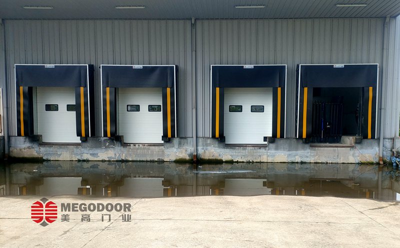 南京物流碼頭機械式門封插圖