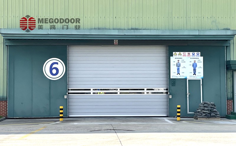 南京飲品生產廠專用鋁合金渦輪硬質快速門插圖