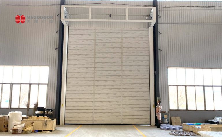 南京工業硬質快速卷簾門：高效、安全、智能縮略圖